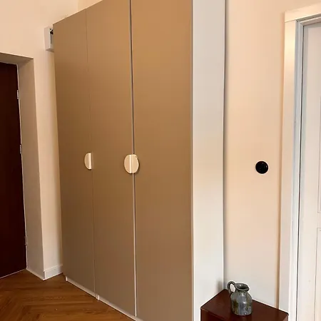 Lejlighed Przy Lazienkach Krolewskich Warszawa